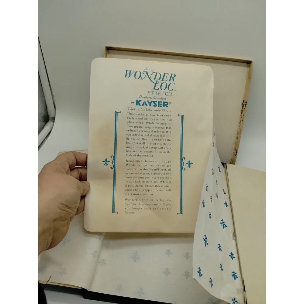 Vintage, NOS, Kayser Sheer Nylon Garter Stockings Sz A 8 1/2-9 FUDGE Runless